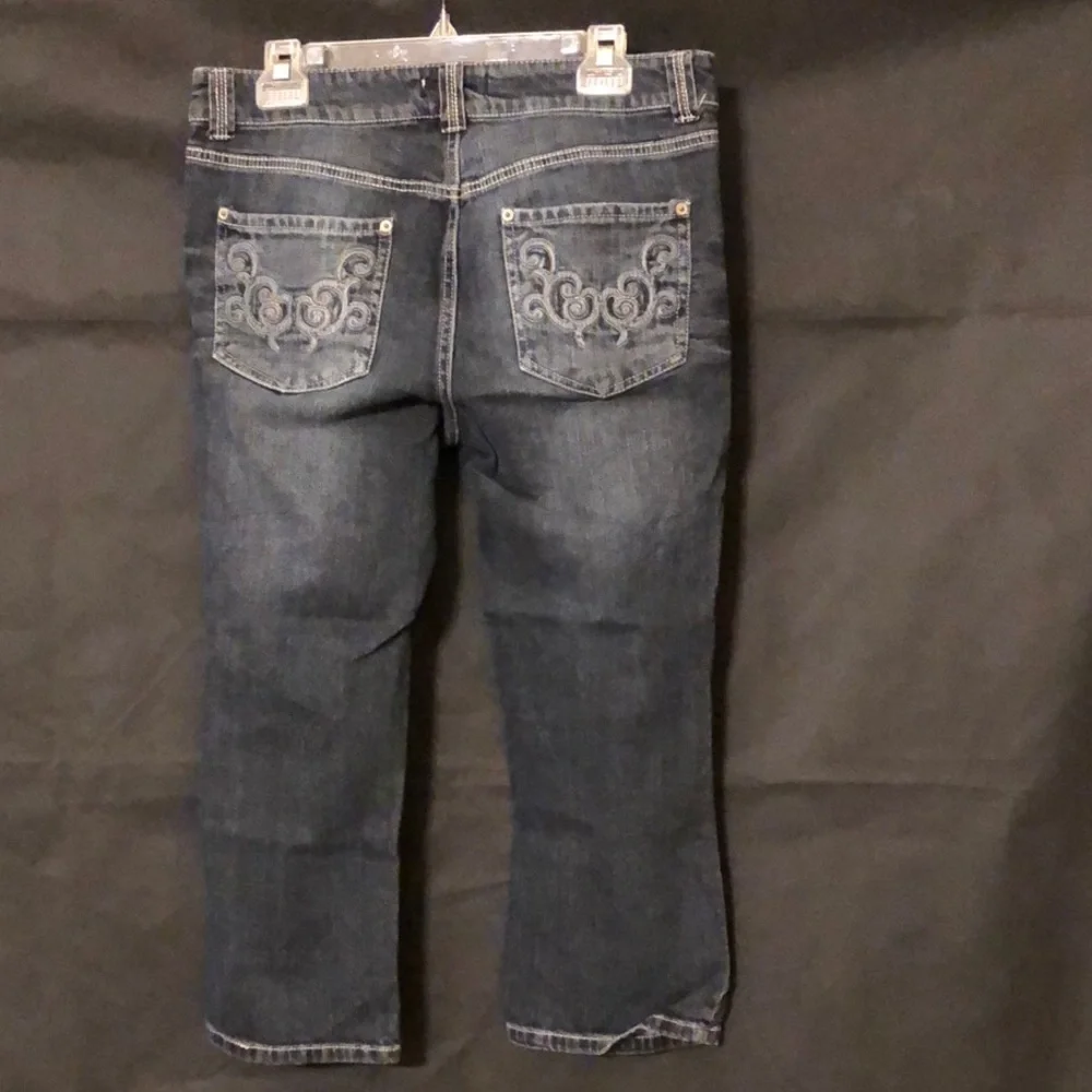 Christopher & Banks Indigo Size 8 Capris - Picture 2 of 3
